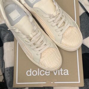 Dolce Vita Women's Tan and Cream Sneakers